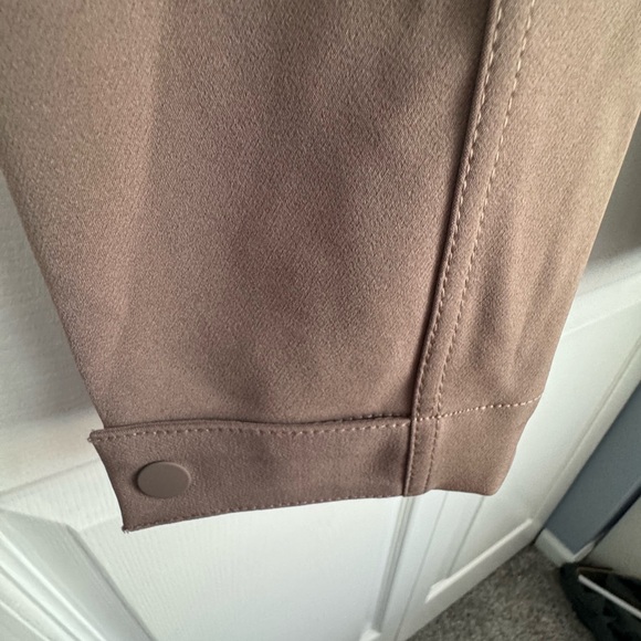 Athleta Endless Highrise Cargo Pants - Picture 2 of 4